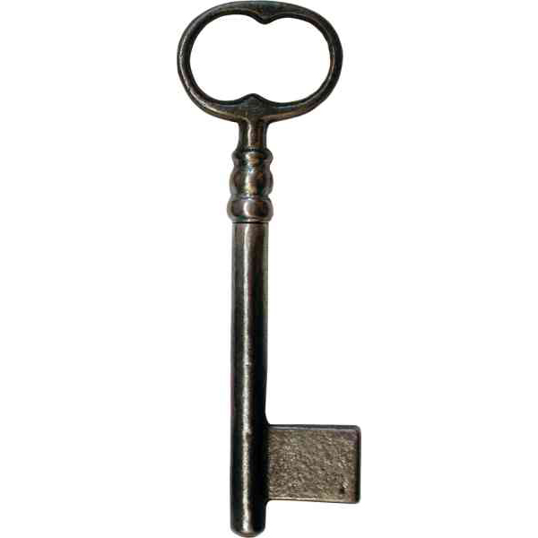 Alte Schlüssel und Beschläge aus Eisen vor einem Antiquitätenladen